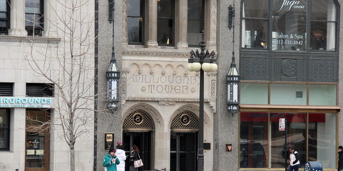 Downtown Chicago couple and family therapy office