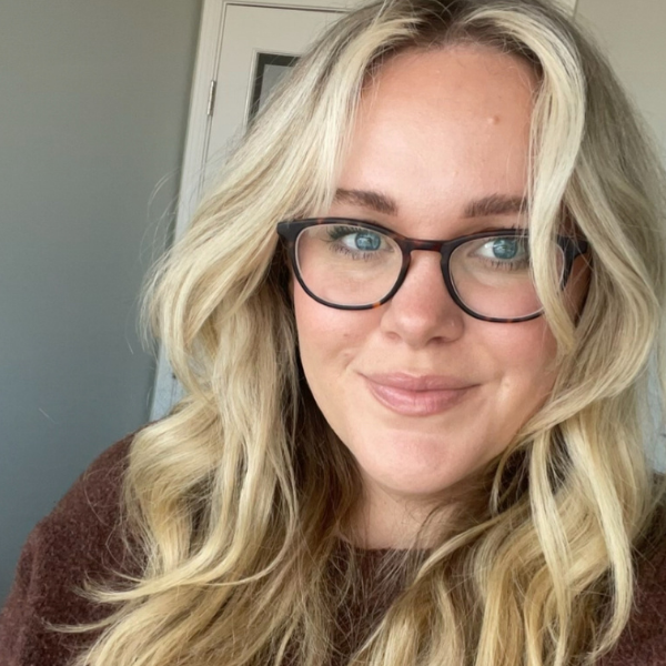 Courtney Laroque headshot