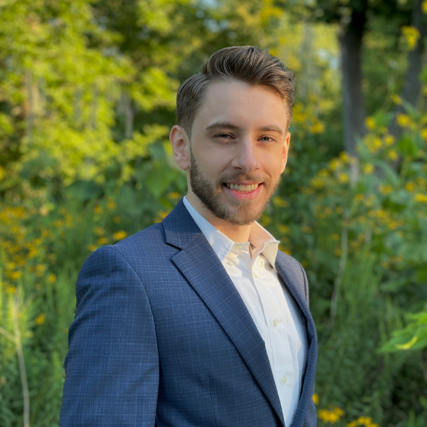 Daniel Brandys headshot