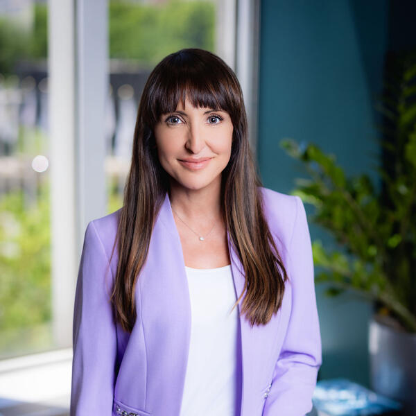 Erika Ostrander headshot