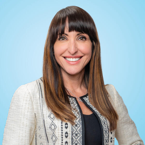 Erika Ostrander Headshot